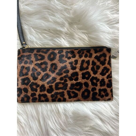 Michael Kors animal print clutch wallet - Picture 2 of 7
